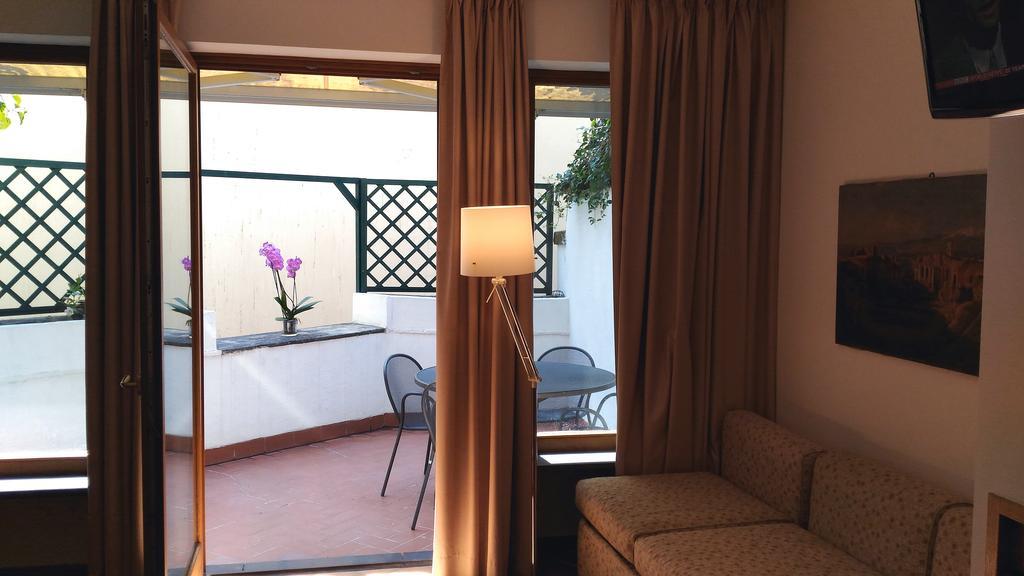 Il Pozzo Leilighet Sorrento Eksteriør bilde