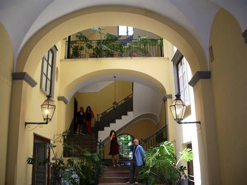 Il Pozzo Leilighet Sorrento Eksteriør bilde